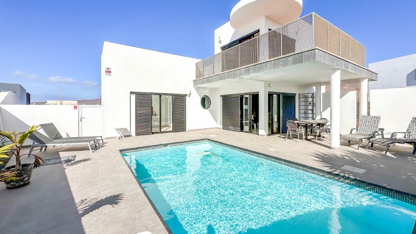- Playa Blanca - Roper Properties
