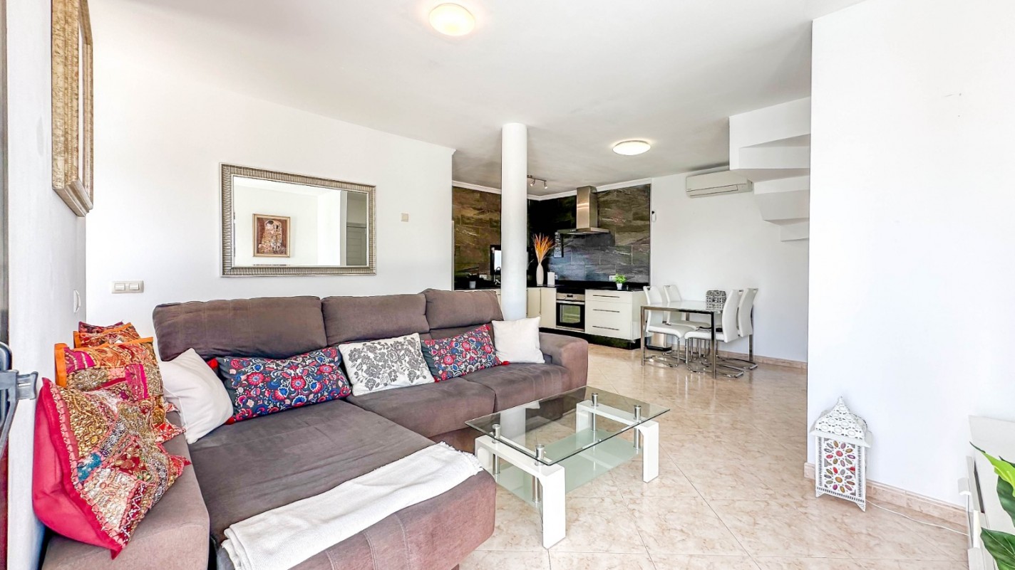 - Playa Blanca - Roper Properties
