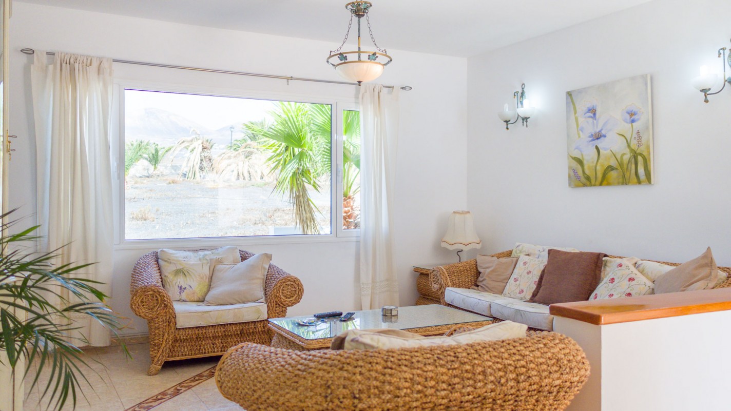 - Puerto Calero - Roper Properties