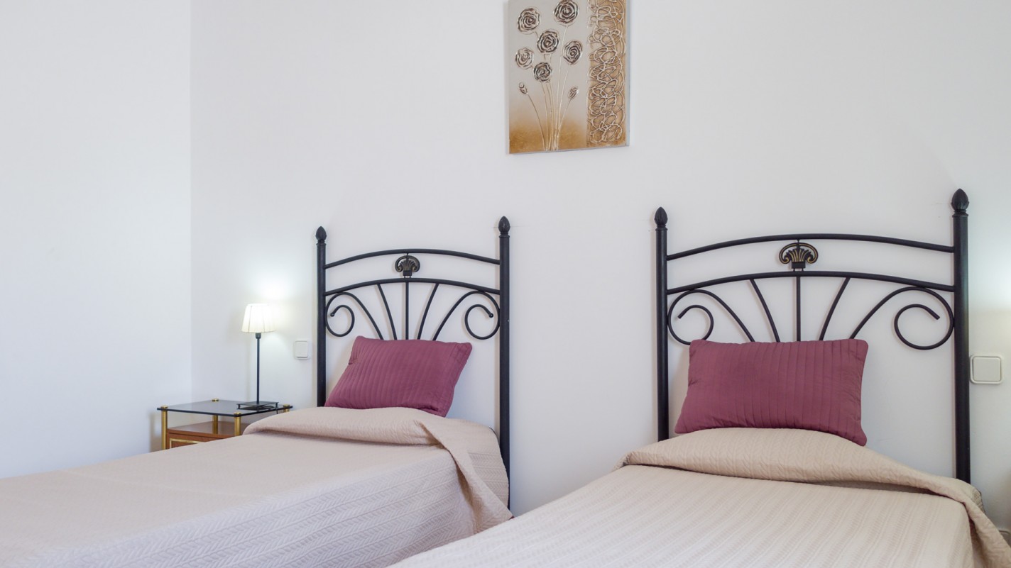 - Puerto Calero - Roper Properties
