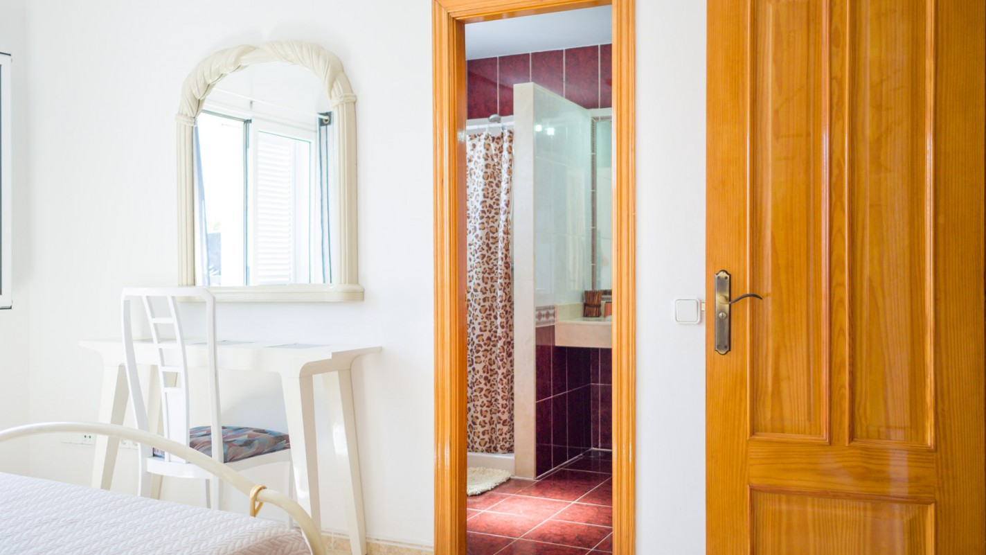 - Puerto Calero - Roper Properties