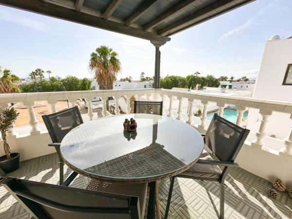 2 Bedroom  House / Villa 3