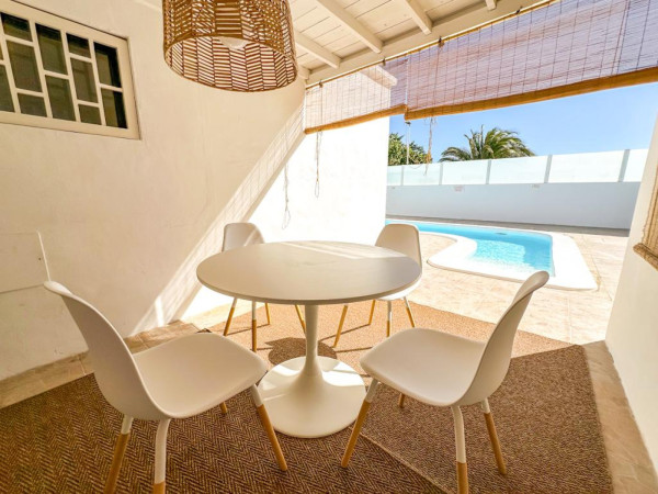 3 Bedroom  House / Villa 2