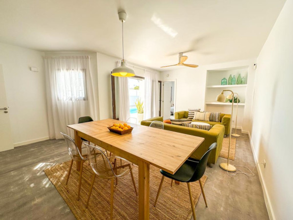 3 Bedroom  House / Villa 3