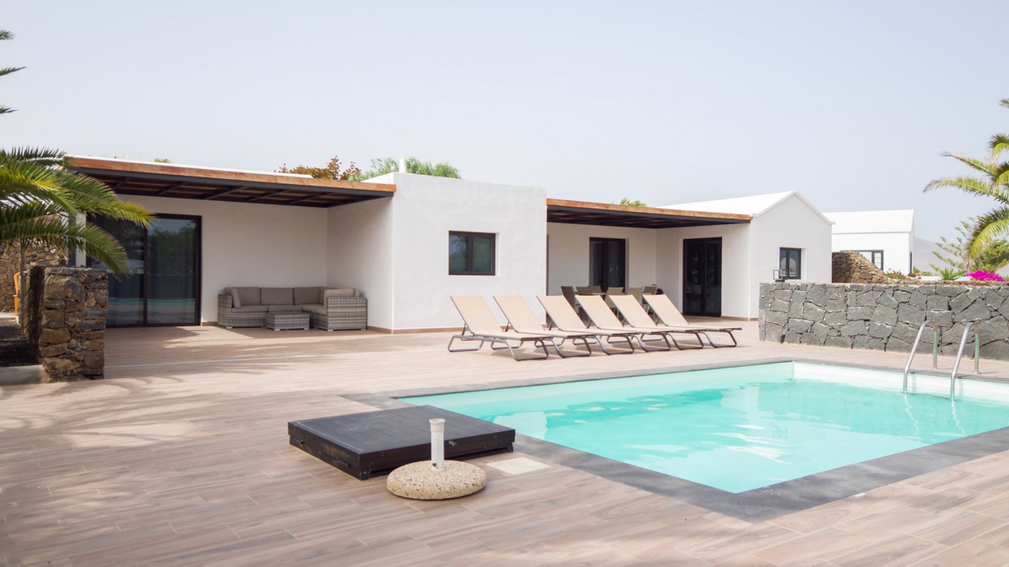 Urb. Las Margaritas - Playa Blanca - Roper Properties