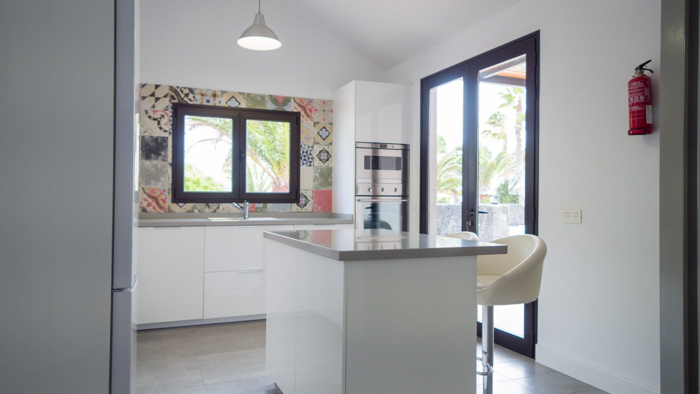 Urb. Las Margaritas - Playa Blanca - Roper Properties