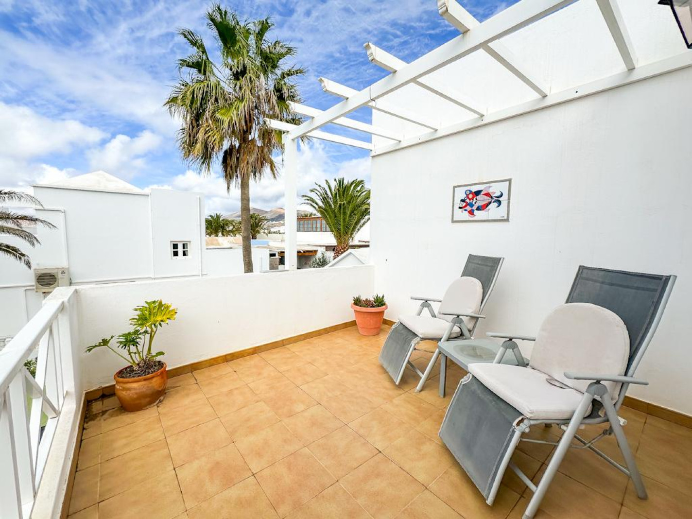 - Tias - Roper Properties