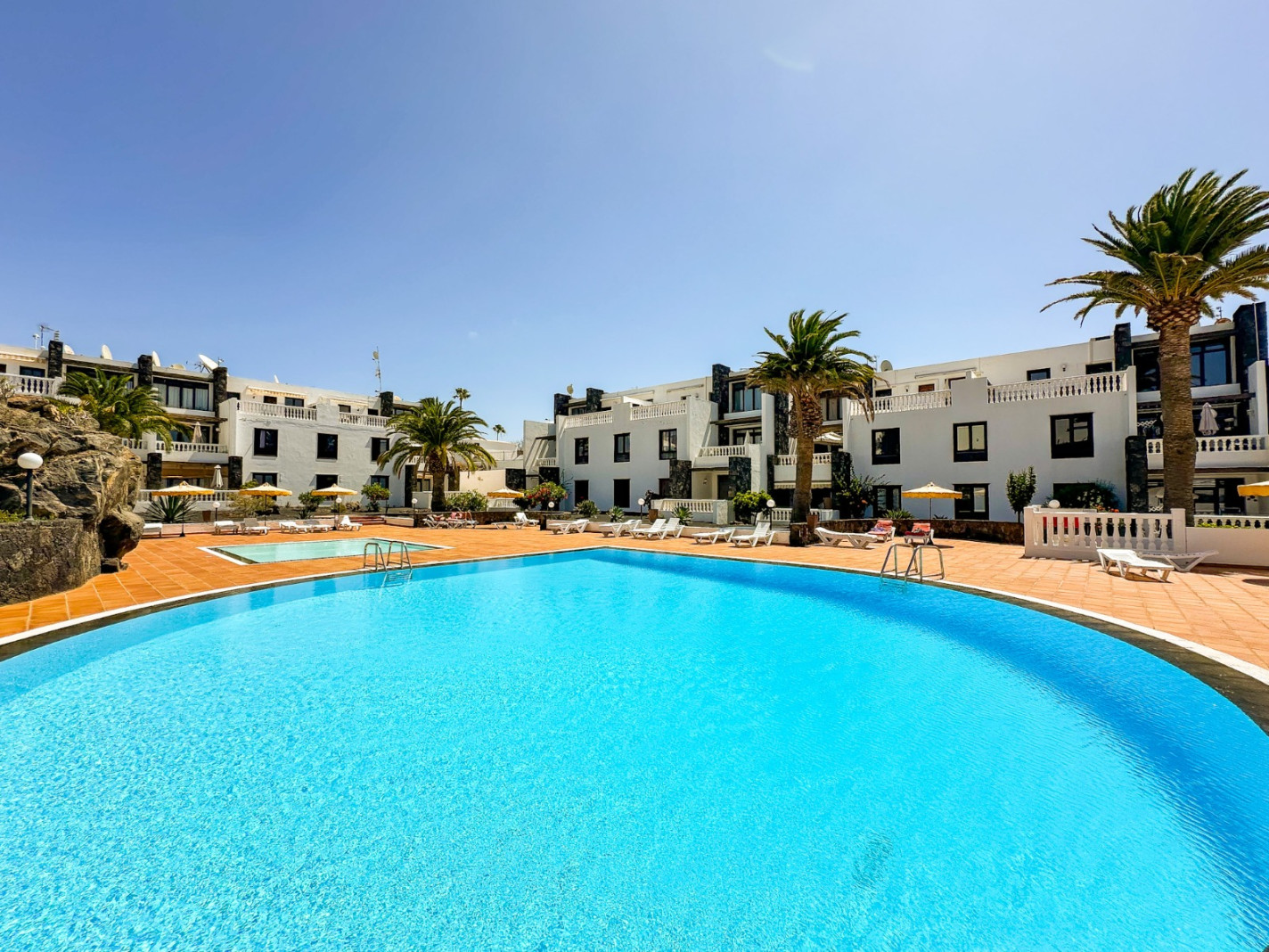 Caleton Blanco - Puerto Del Carmen - Roper Properties