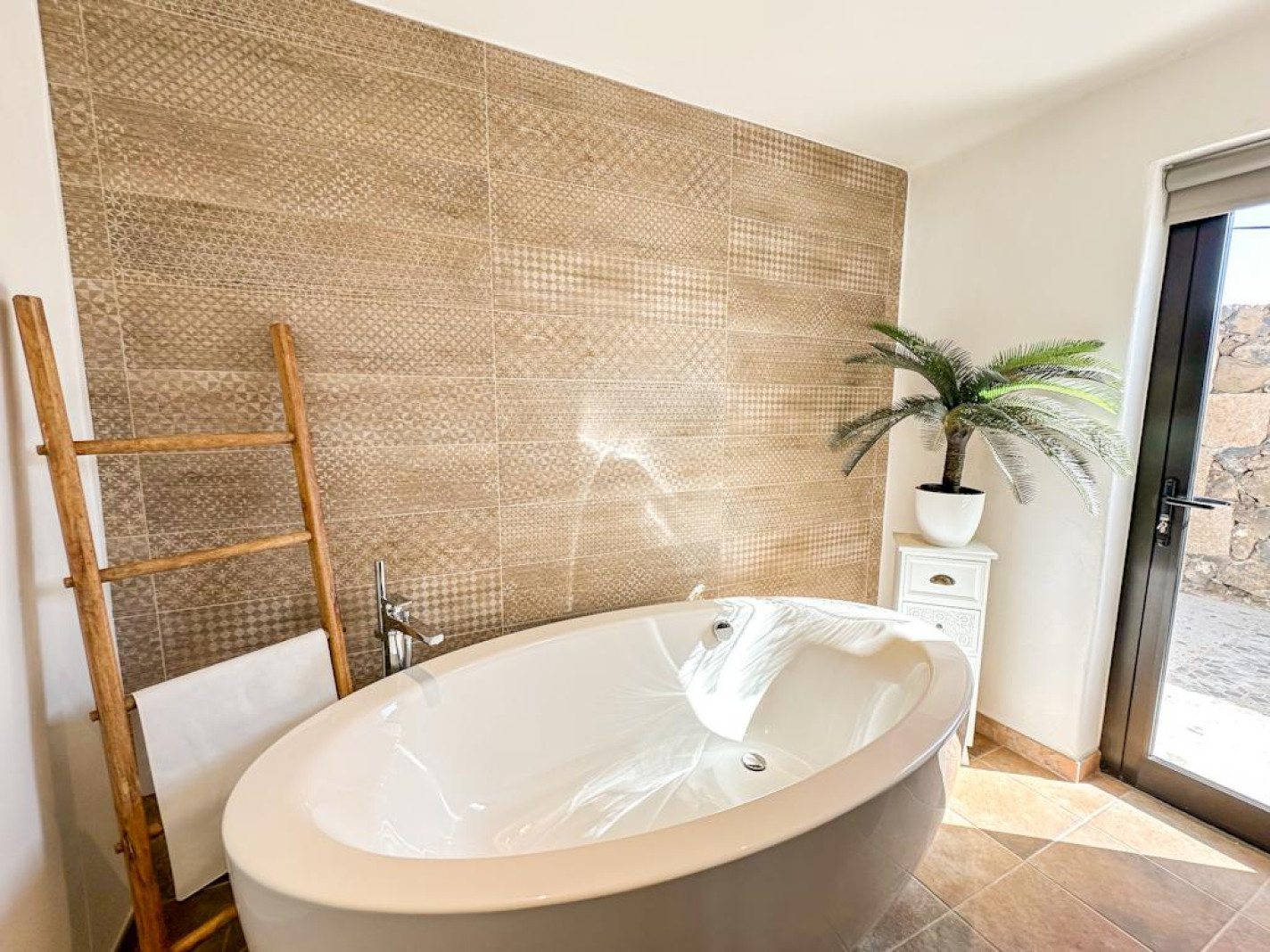 - Puerto Del Carmen - Roper Properties