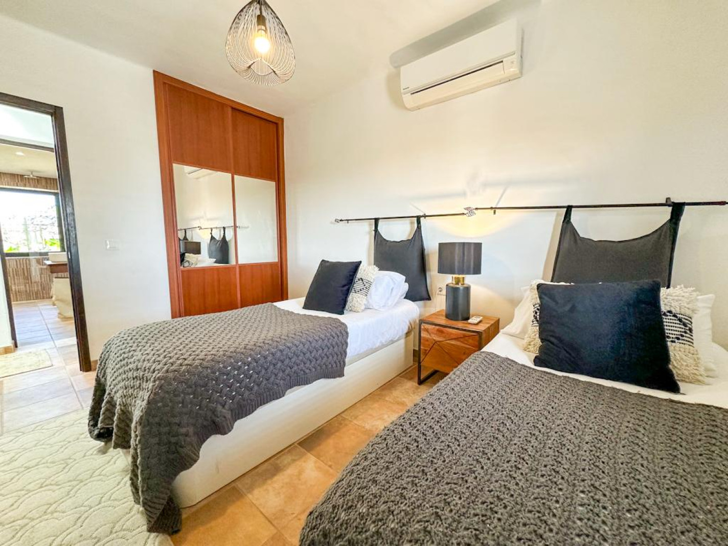 - Puerto Del Carmen - Roper Properties