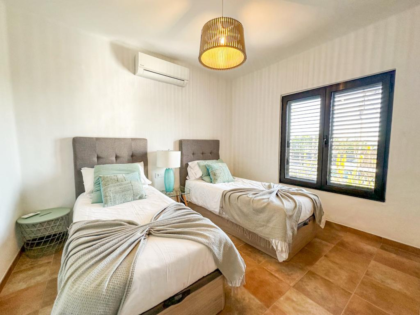 - Puerto Del Carmen - Roper Properties