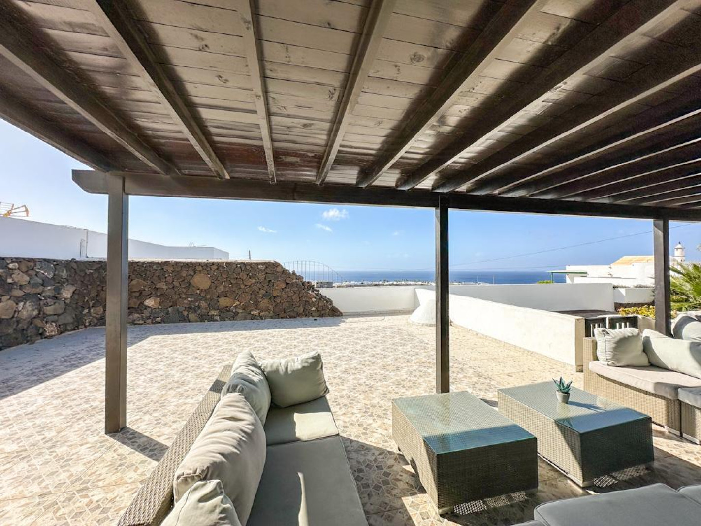 - Puerto Del Carmen - Roper Properties