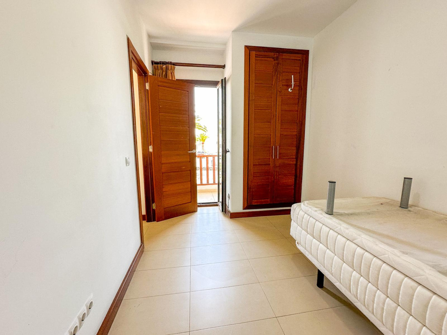 Noray - Puerto Calero - Roper Properties