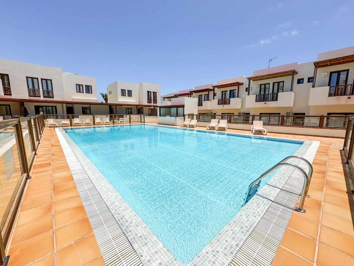Noray - Puerto Calero - Roper Properties