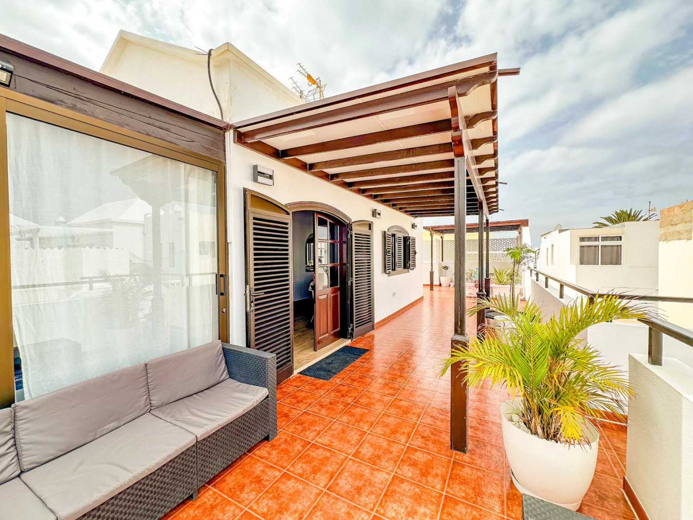 - Playa Honda - Roper Properties