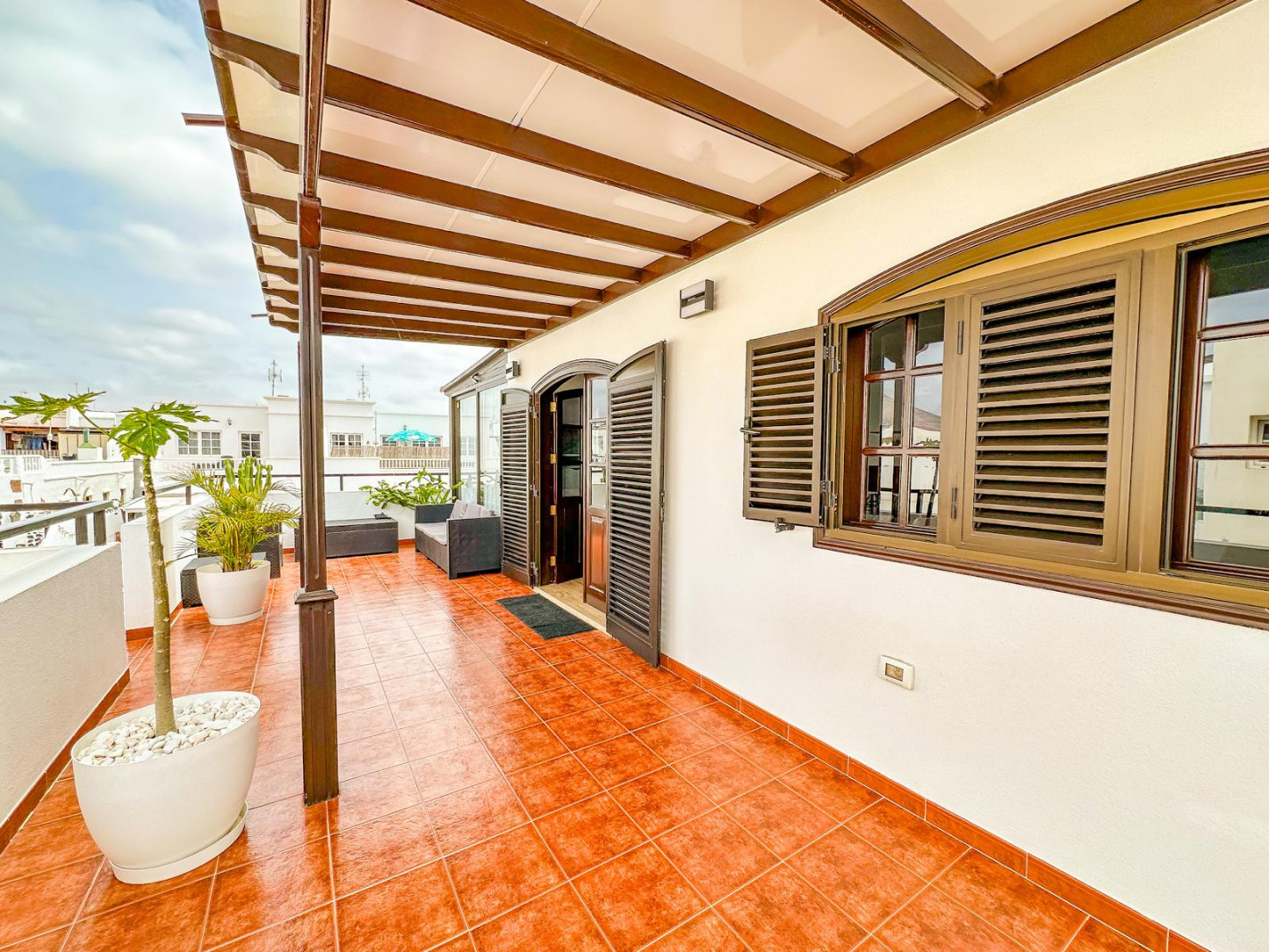 - Playa Honda - Roper Properties