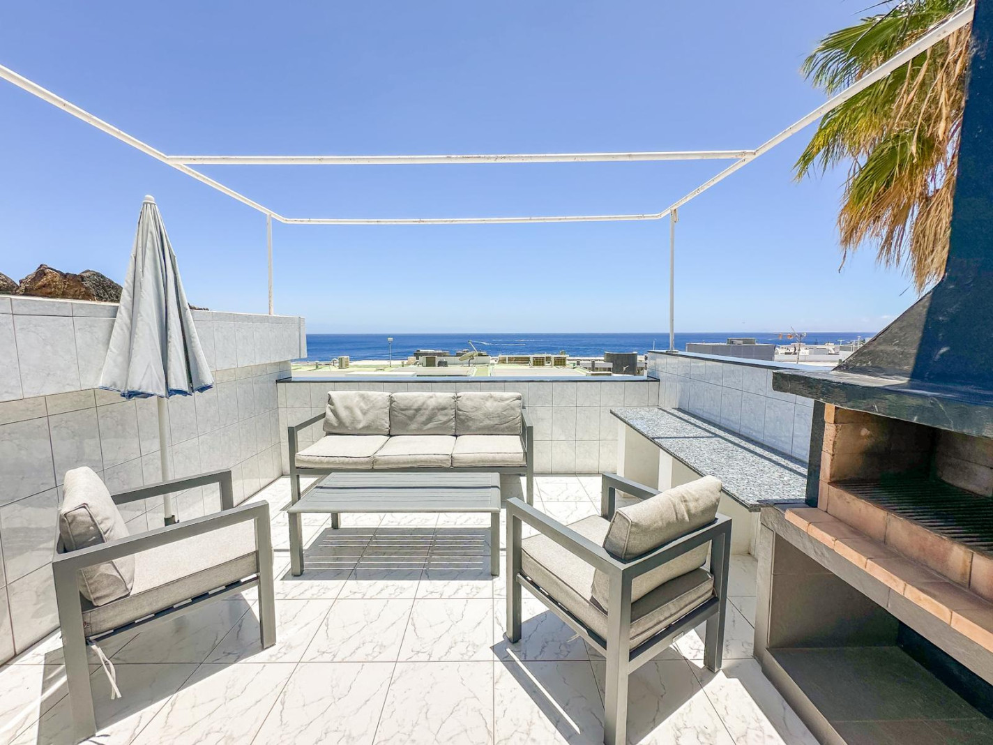 Colony Club - Puerto Del Carmen - Roper Properties