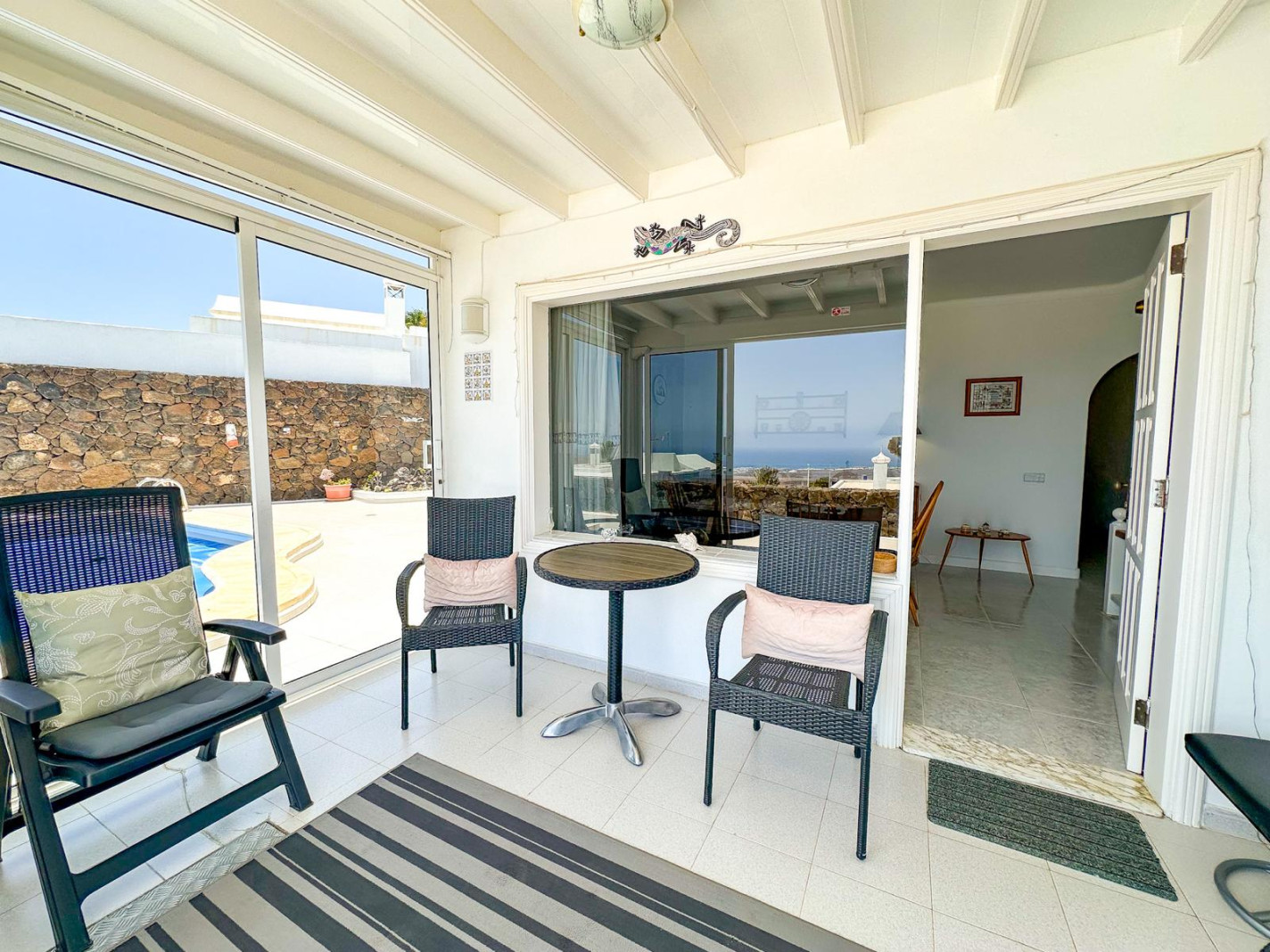 - Tias - Roper Properties
