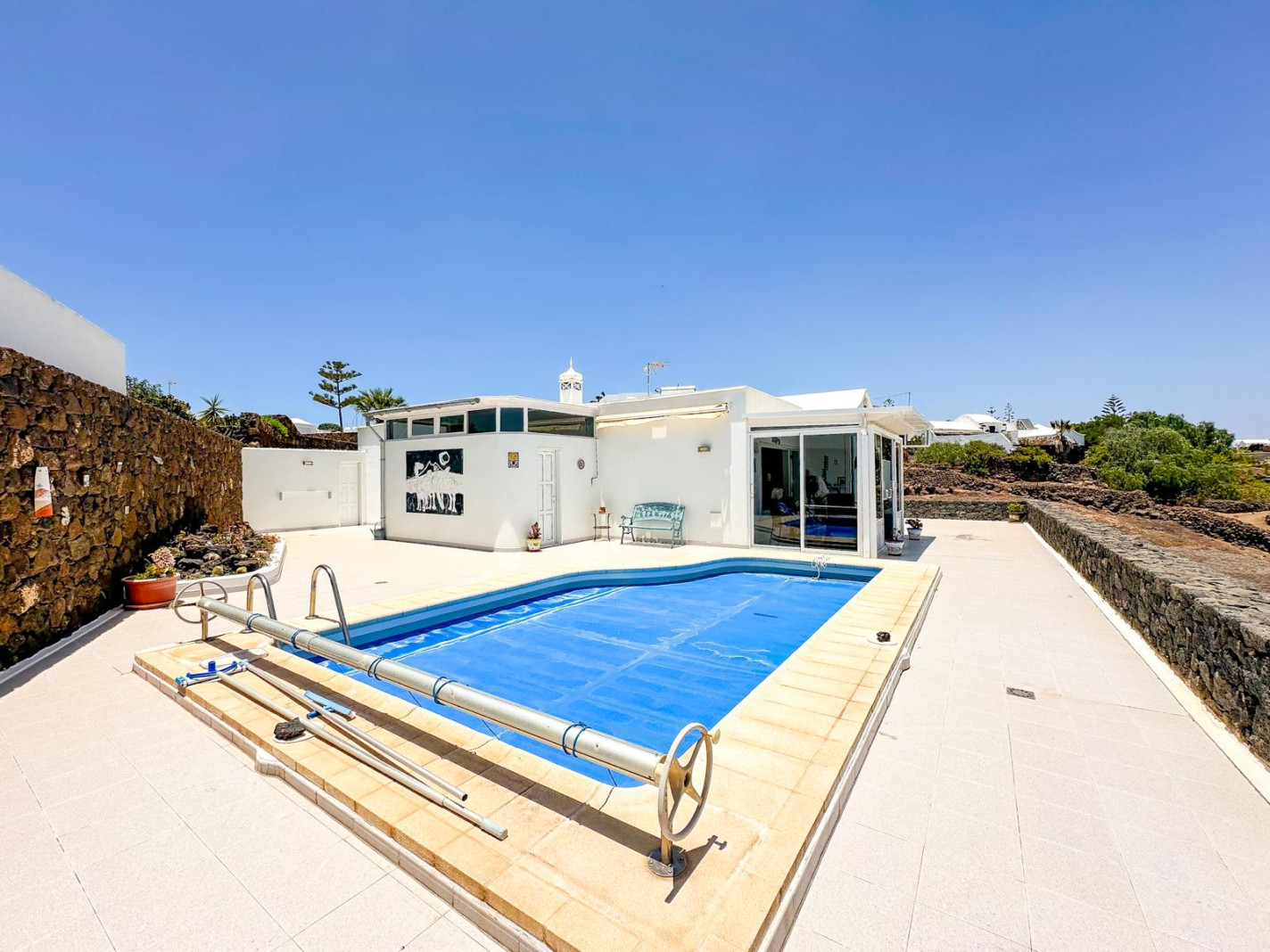 - Tias - Roper Properties