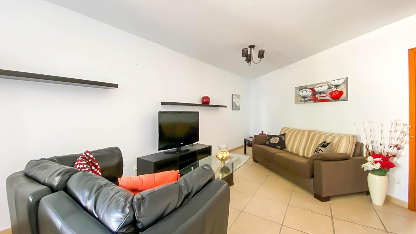 - Tias - Roper Properties