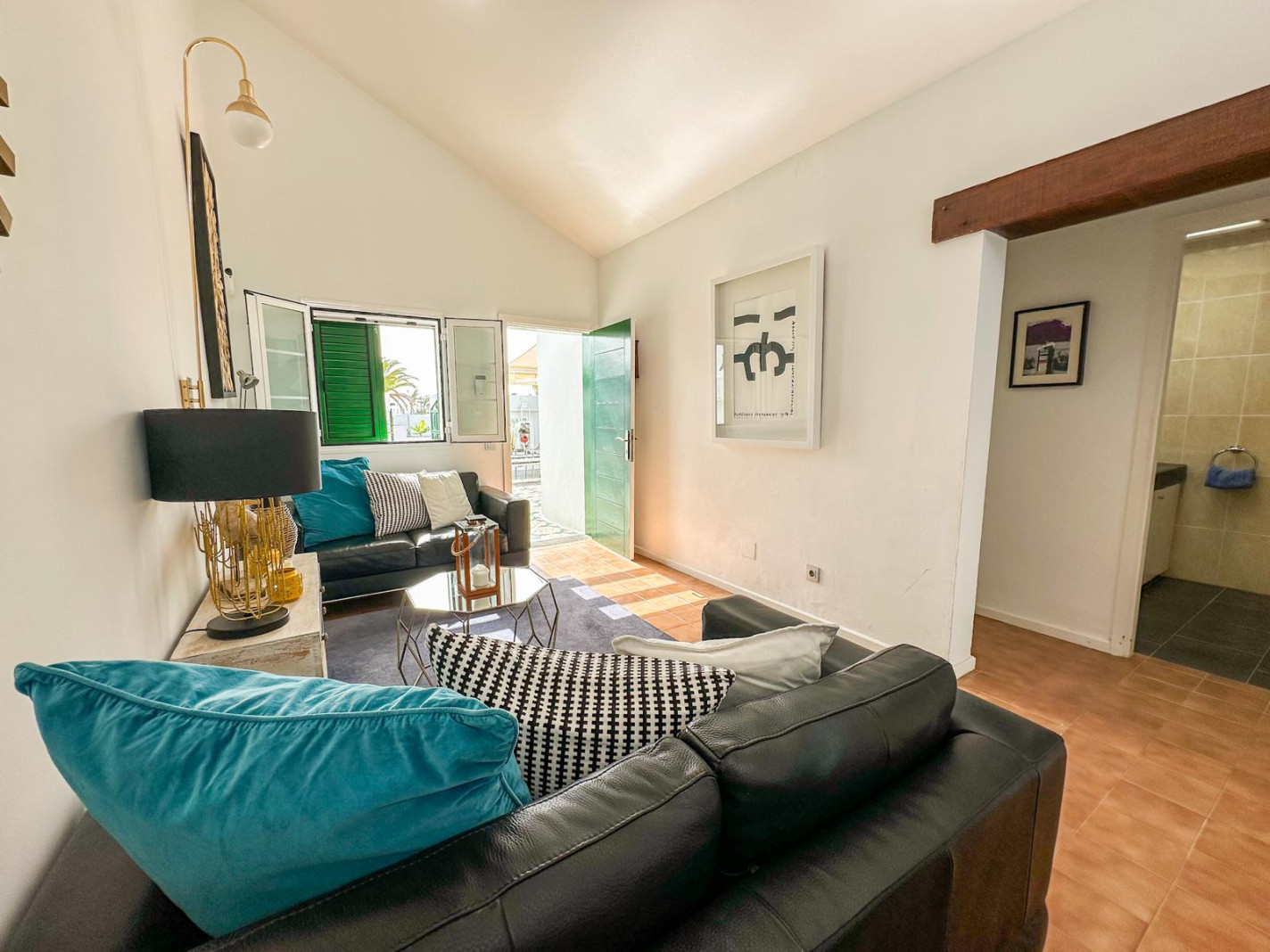 Palmeras Beach - Puerto Del Carmen - Roper Properties