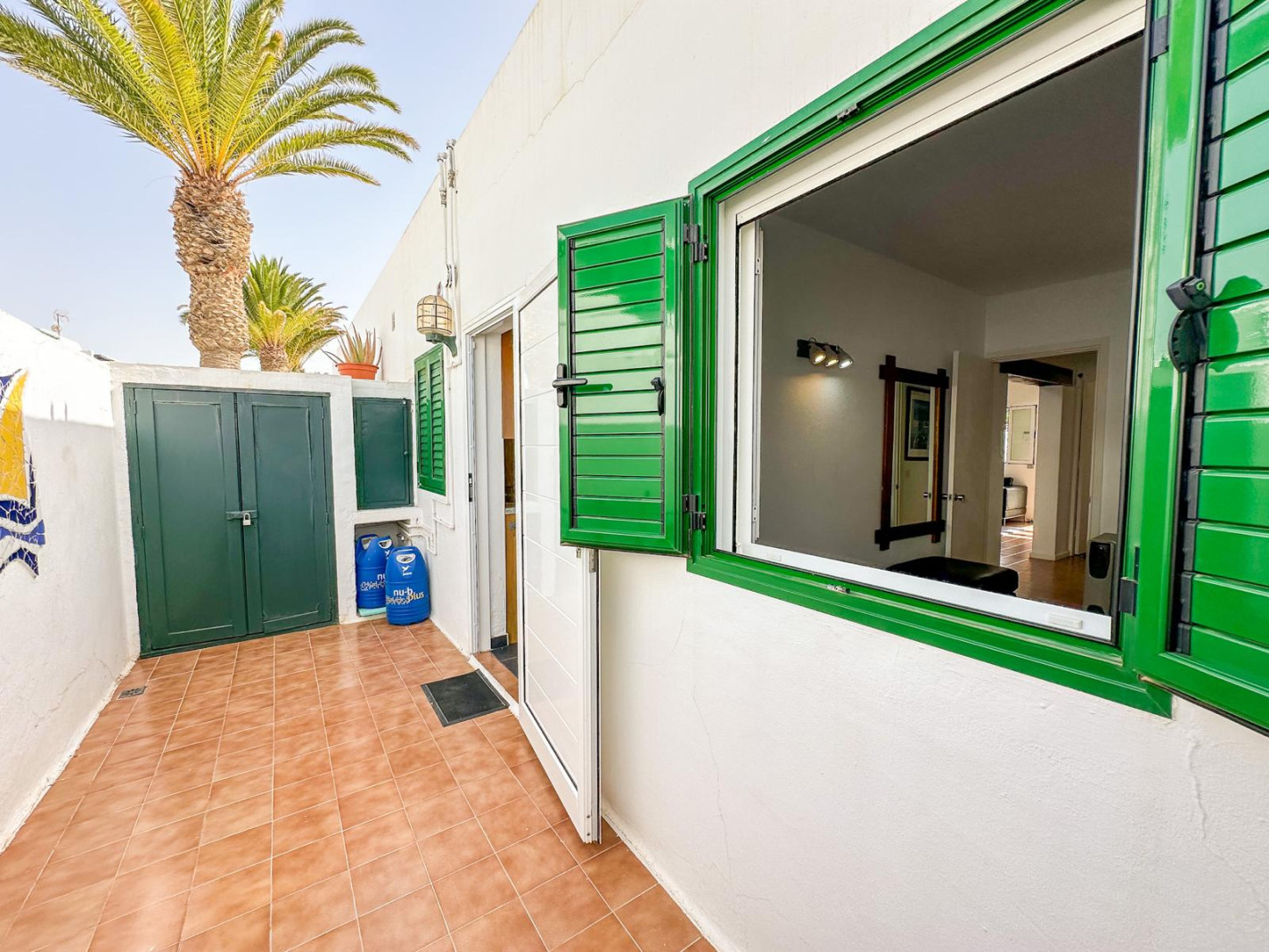 Palmeras Beach - Puerto Del Carmen - Roper Properties