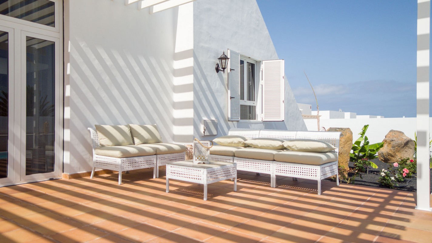 - Costa Teguise - Roper Properties