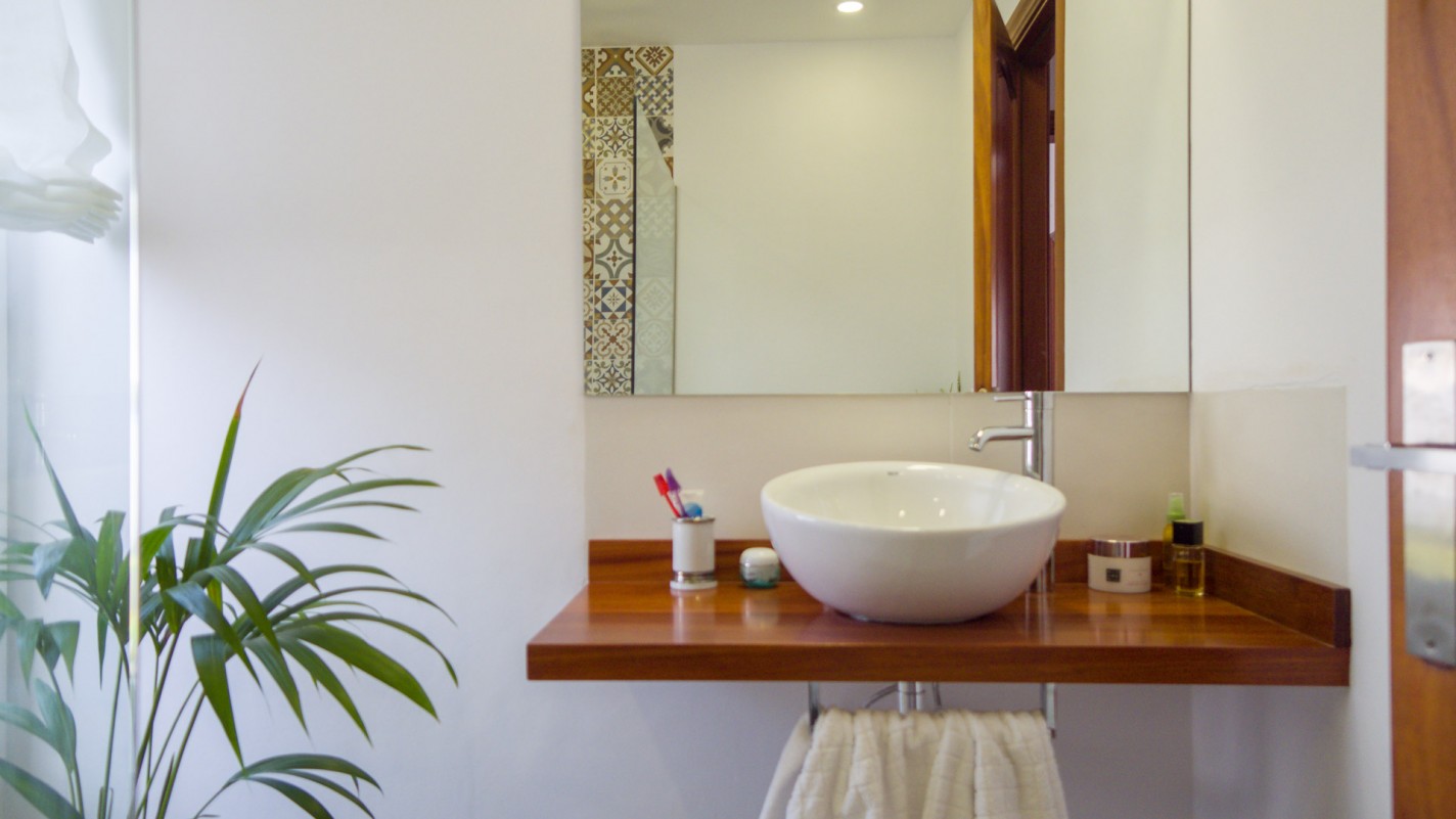 - Costa Teguise - Roper Properties