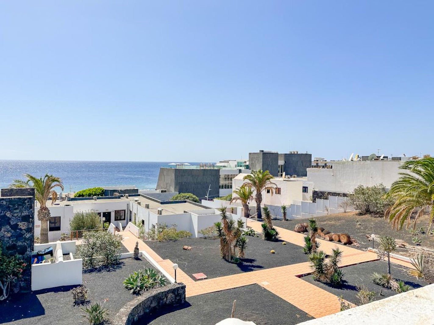 Caleton Blanco - Puerto Del Carmen - Roper Properties