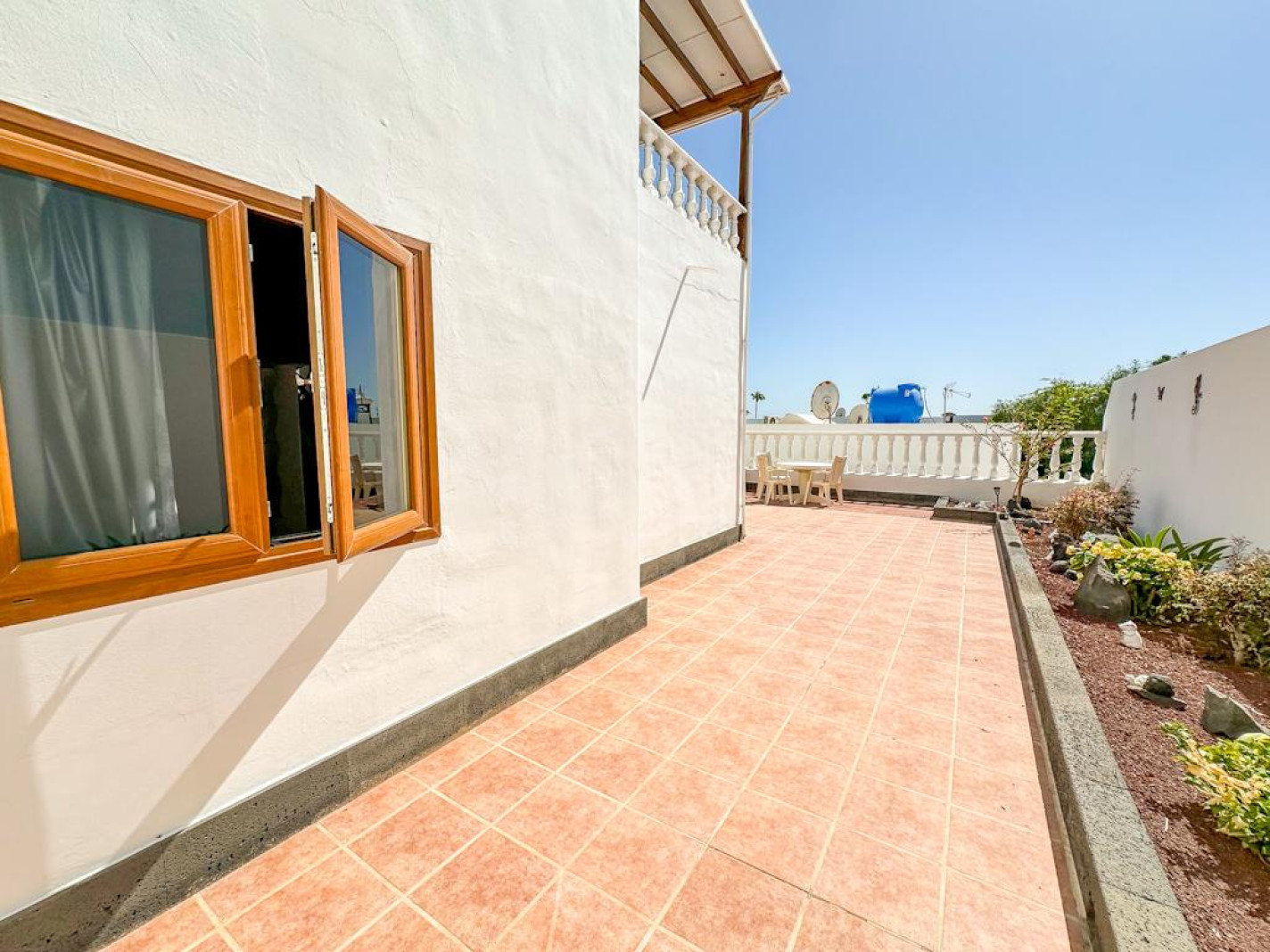- Puerto Del Carmen - Roper Properties
