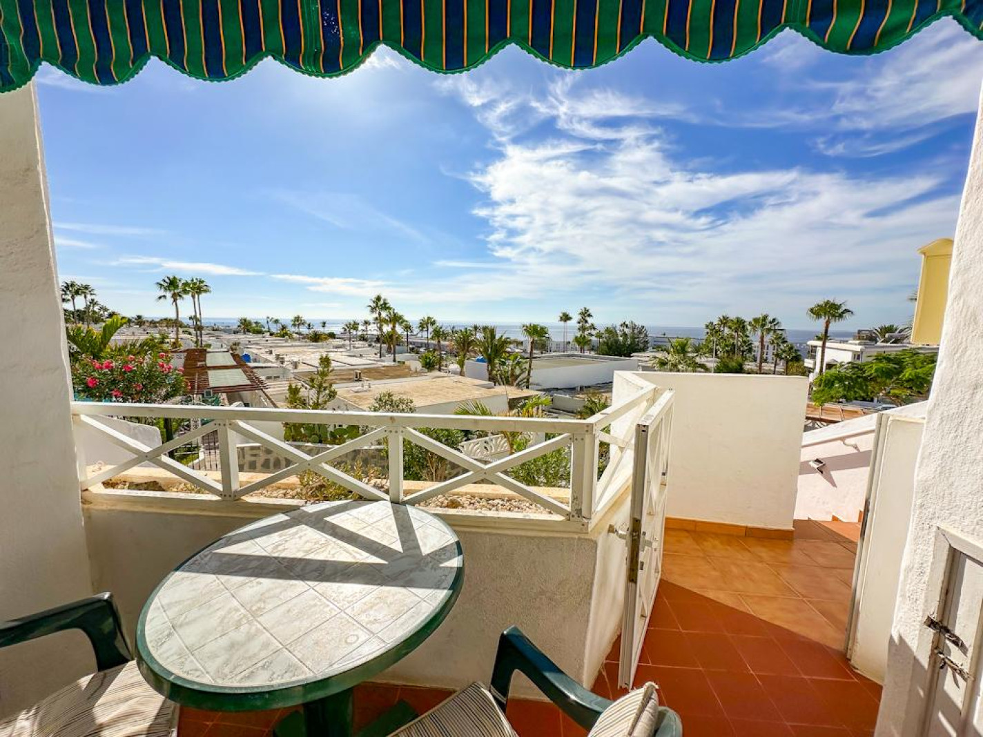 Las Vistas - Puerto Del Carmen - Roper Properties