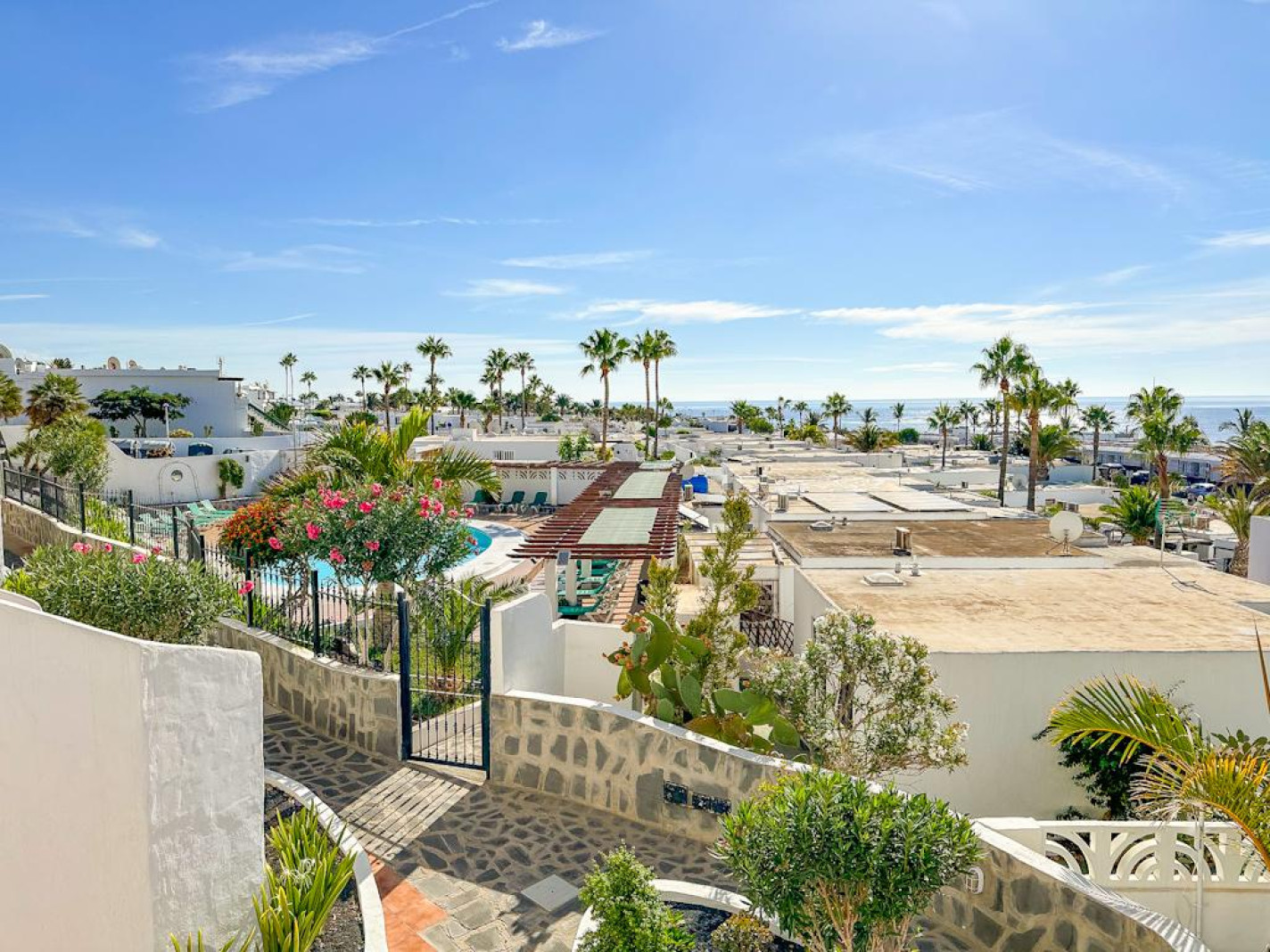 Las Vistas - Puerto Del Carmen - Roper Properties