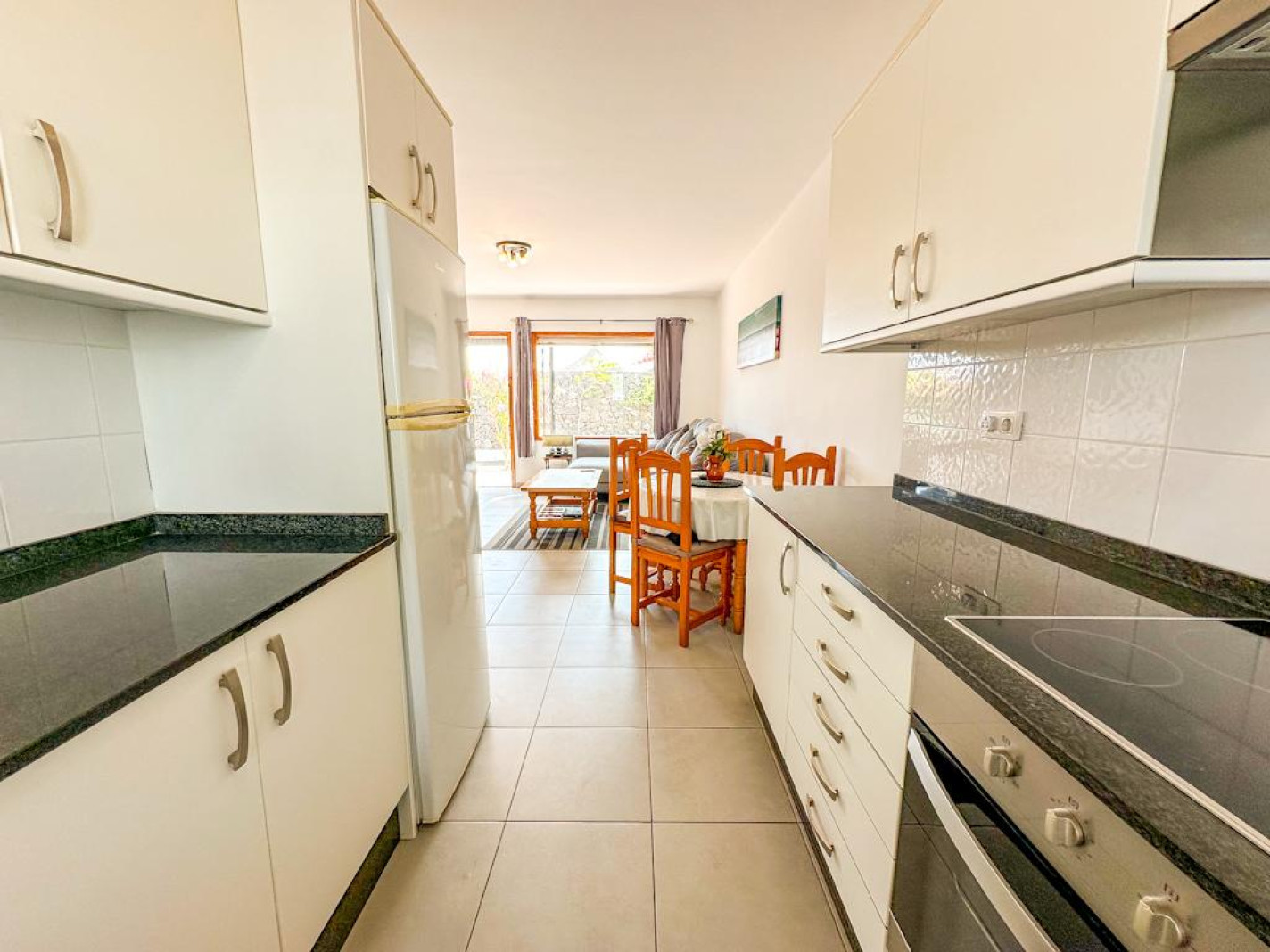 Oasis San Antonio - Puerto Del Carmen - Roper Properties