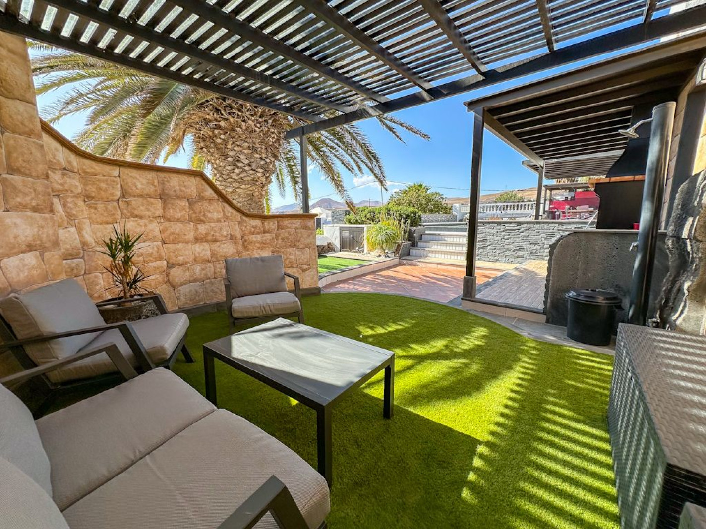  - Tias - Roper Properties