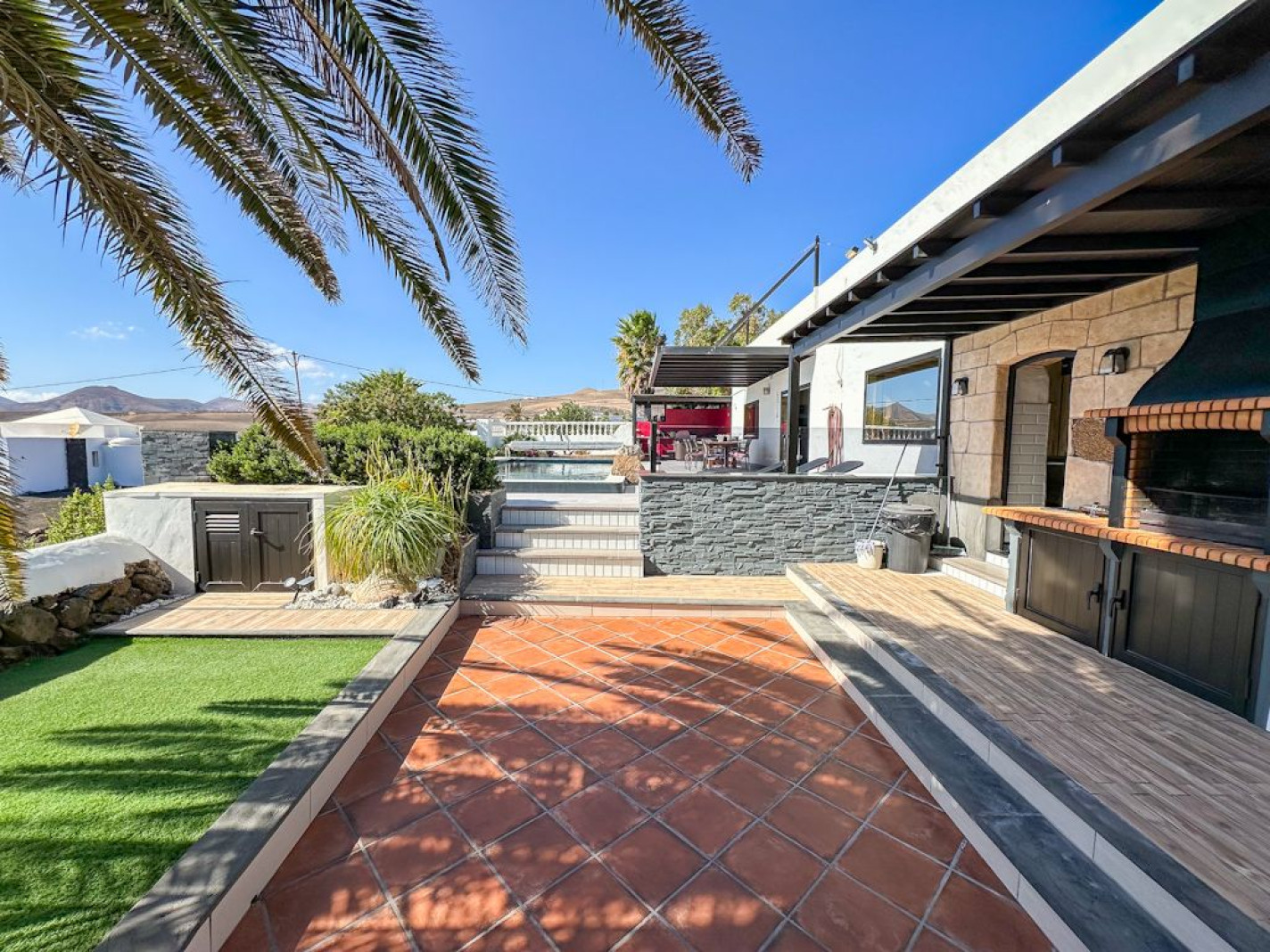  - Tias - Roper Properties