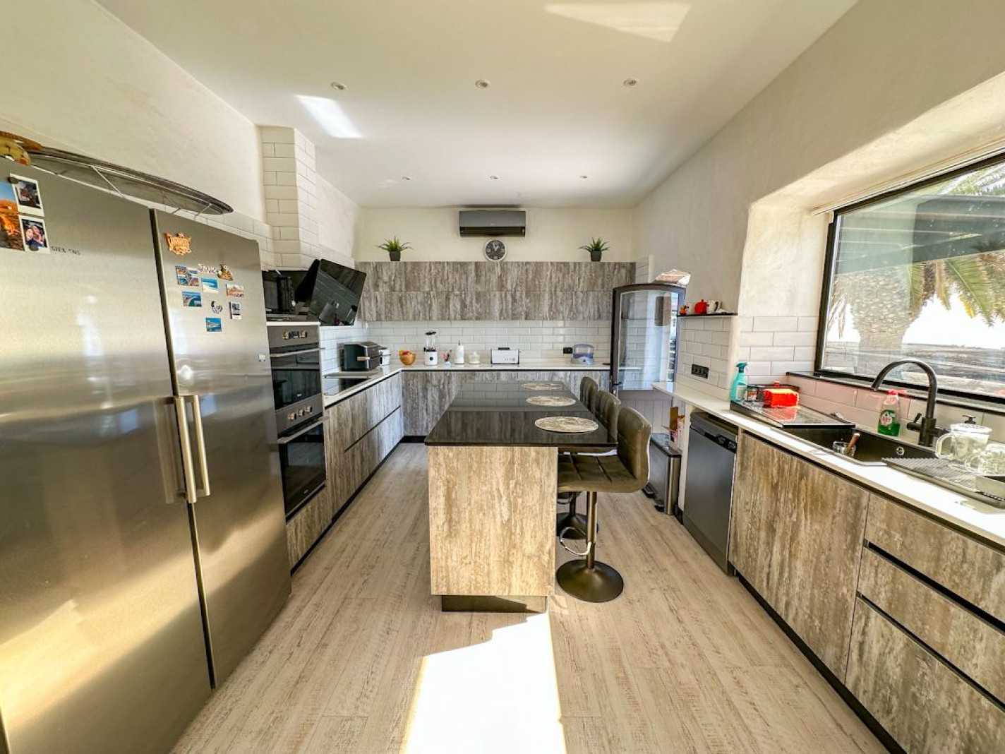  - Tias - Roper Properties