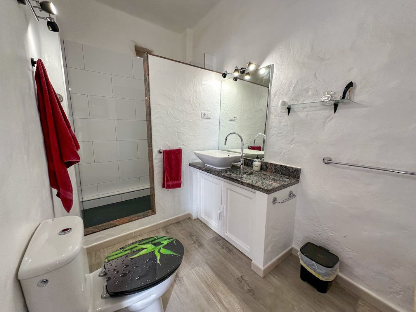  - Tias - Roper Properties