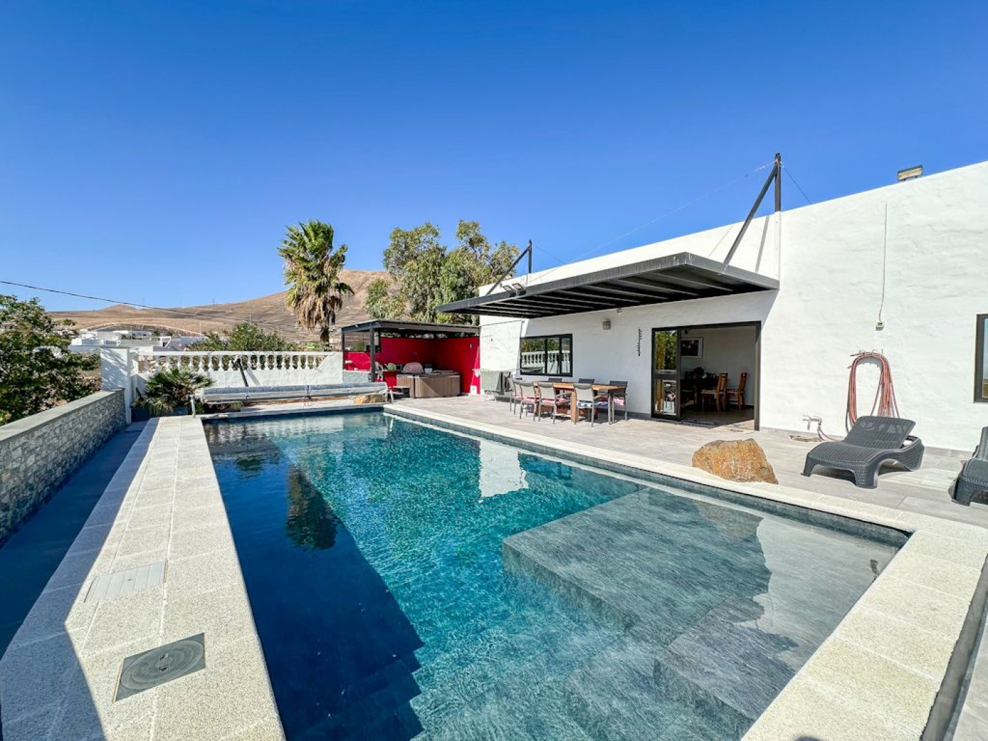  - Tias - Roper Properties