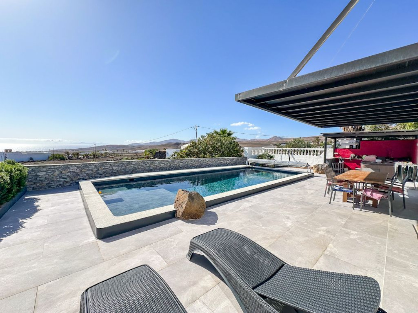  - Tias - Roper Properties