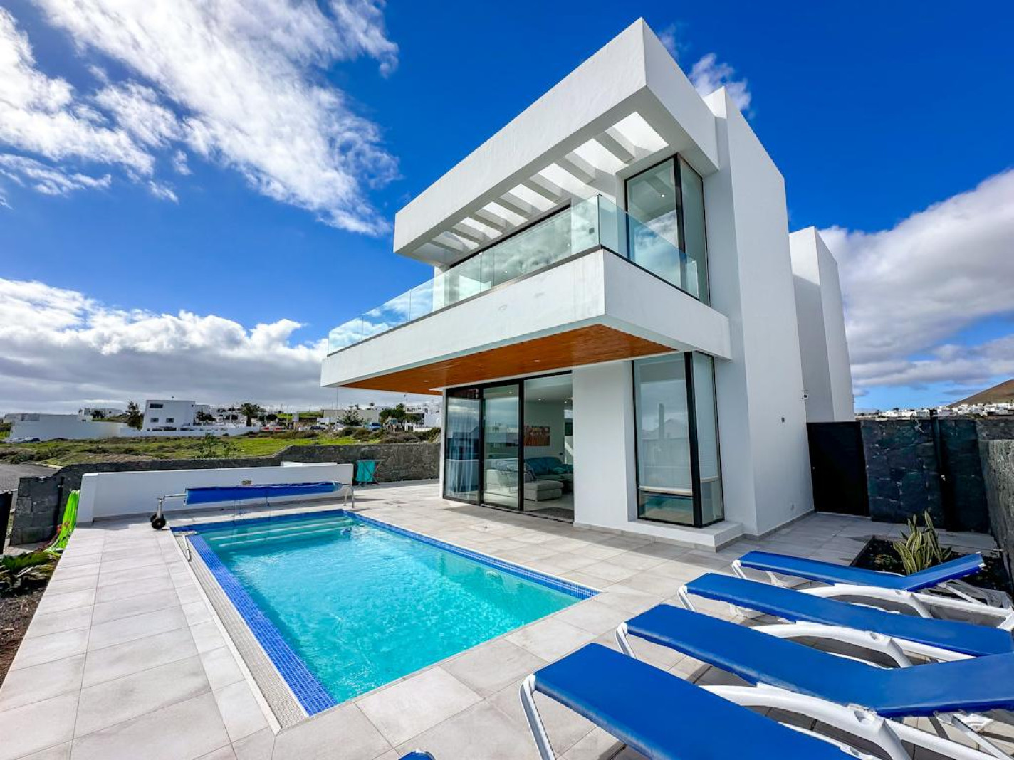  - Tias - Roper Properties