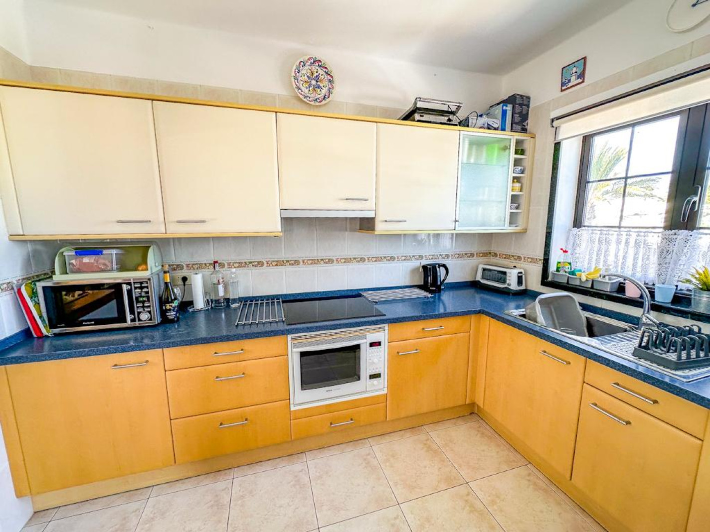 Oasis San Antonio - Puerto Del Carmen - Roper Properties