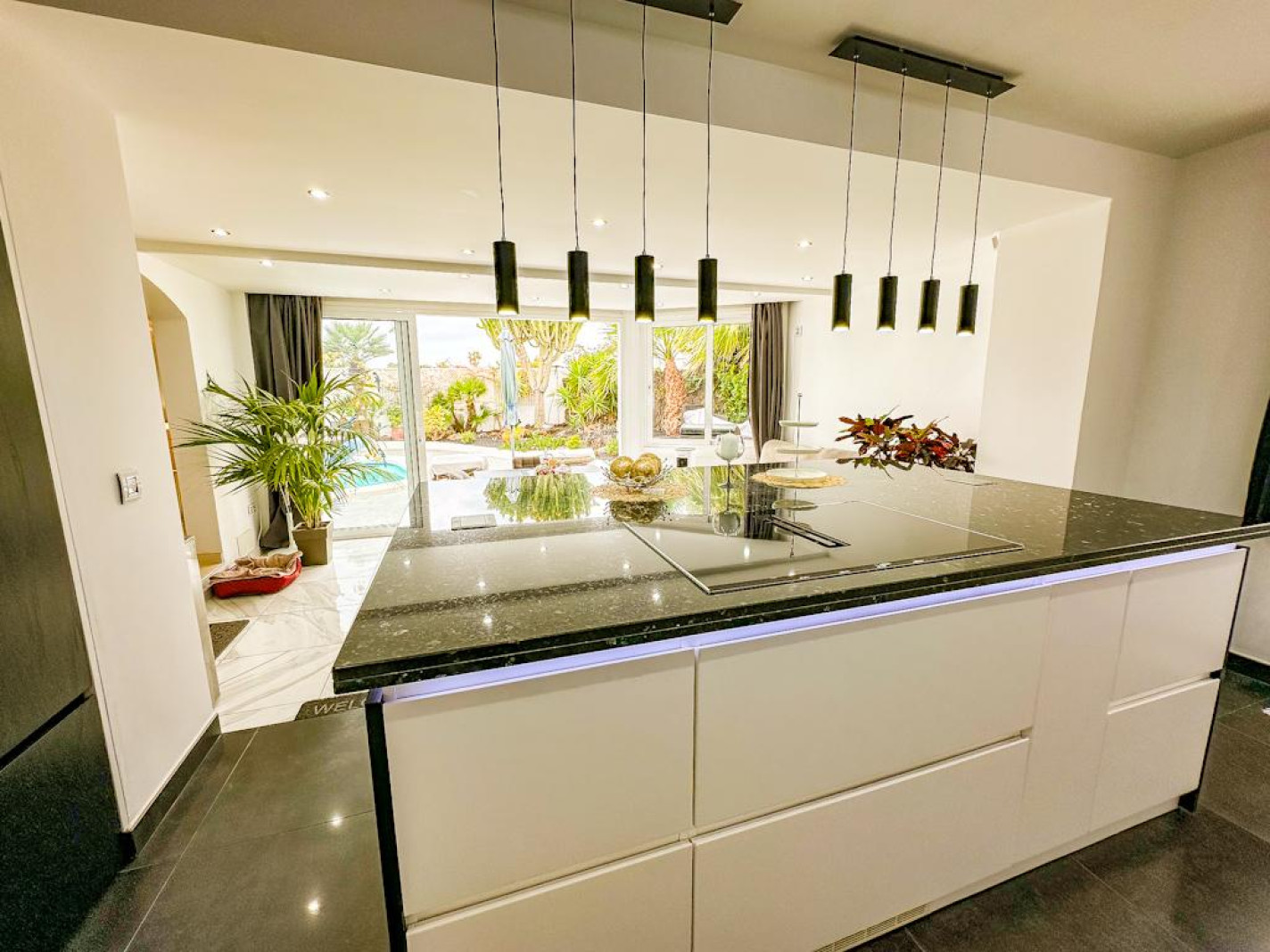  - Puerto Del Carmen - Roper Properties