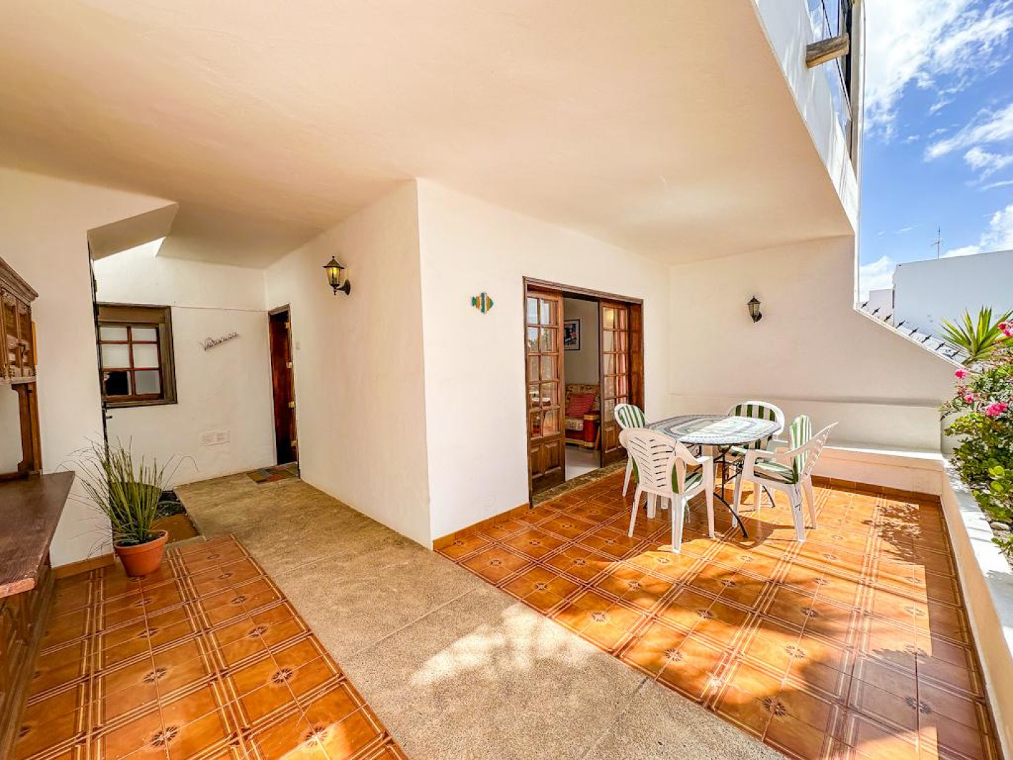 Altos - Puerto Del Carmen - Roper Properties