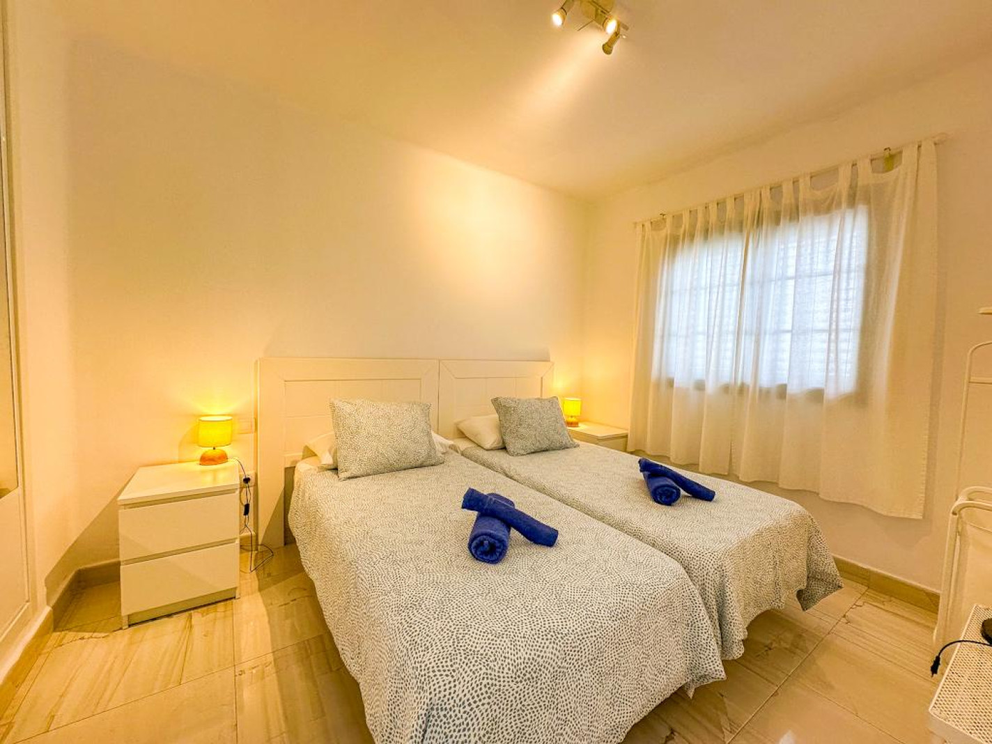 Paradise Apartments - Puerto Del Carmen - Roper Properties