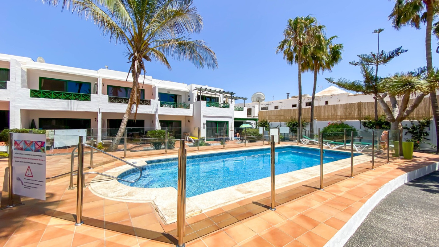 Paradise Apartments - Puerto Del Carmen - Roper Properties