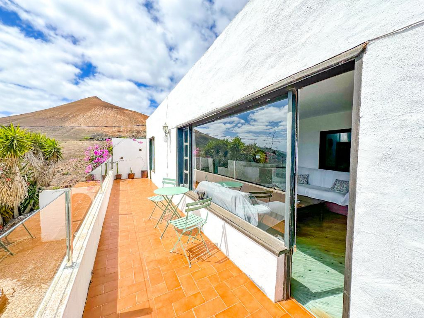  - La Asomada - Roper Properties