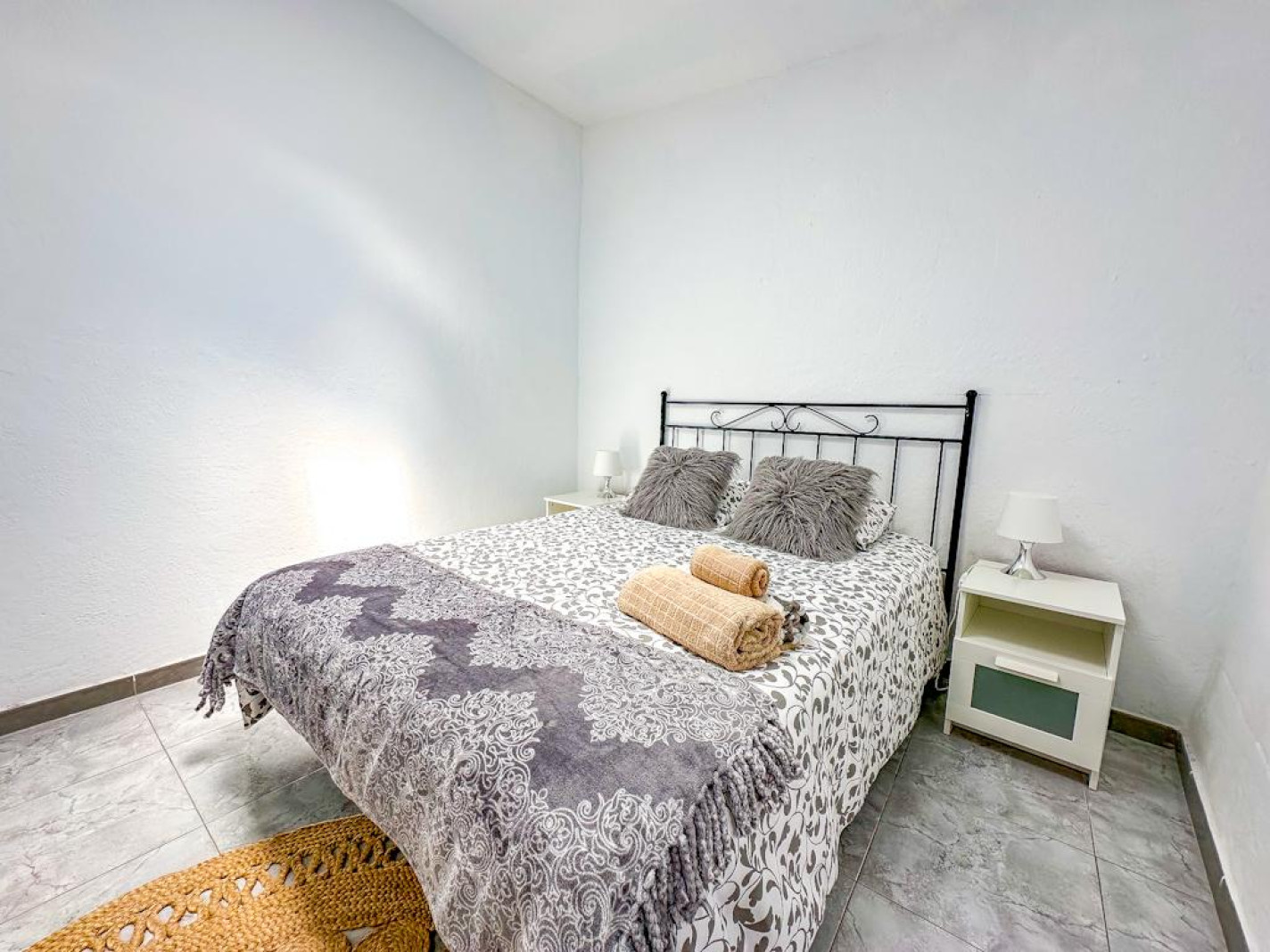  - La Asomada - Roper Properties