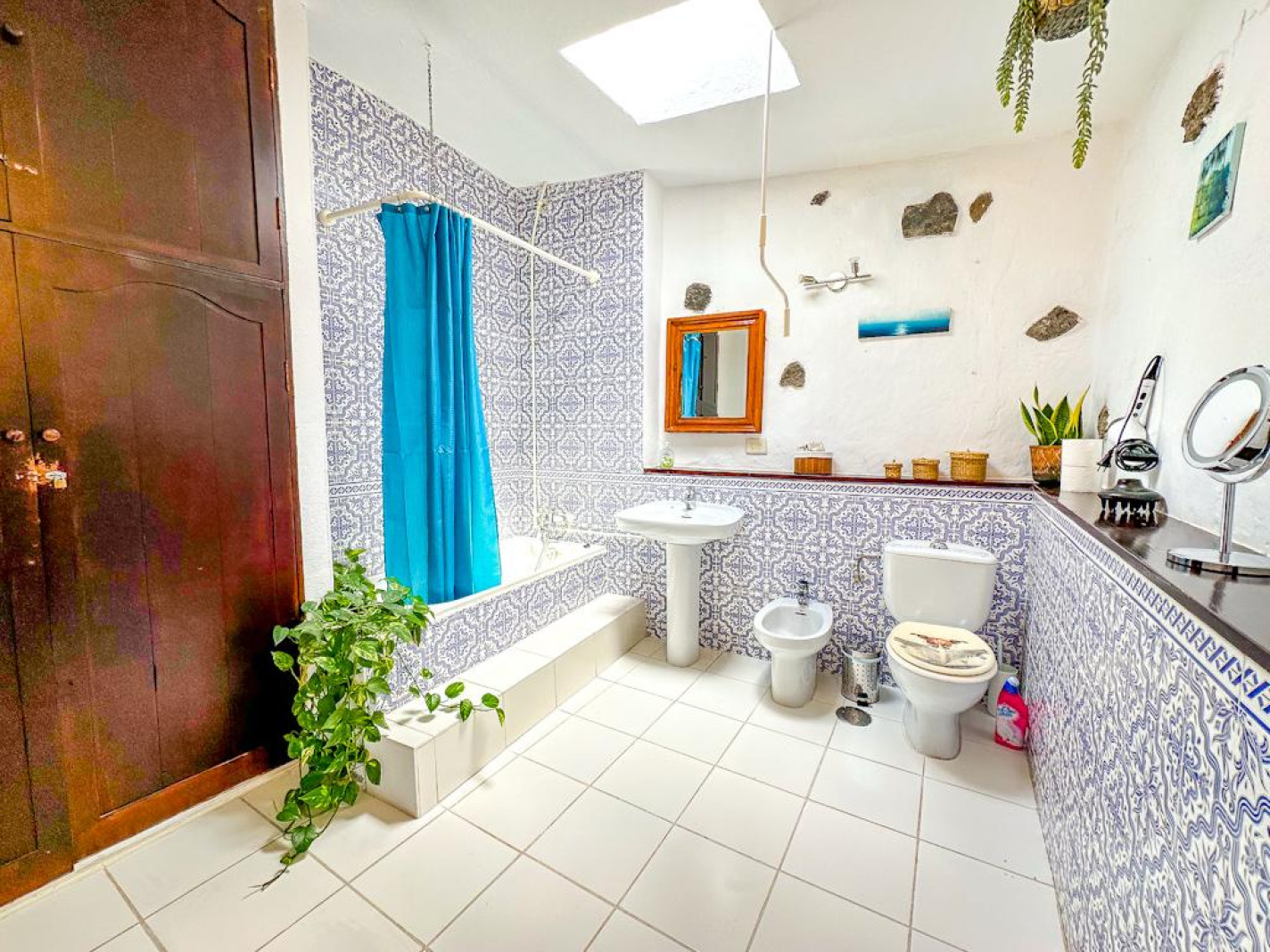  - La Asomada - Roper Properties