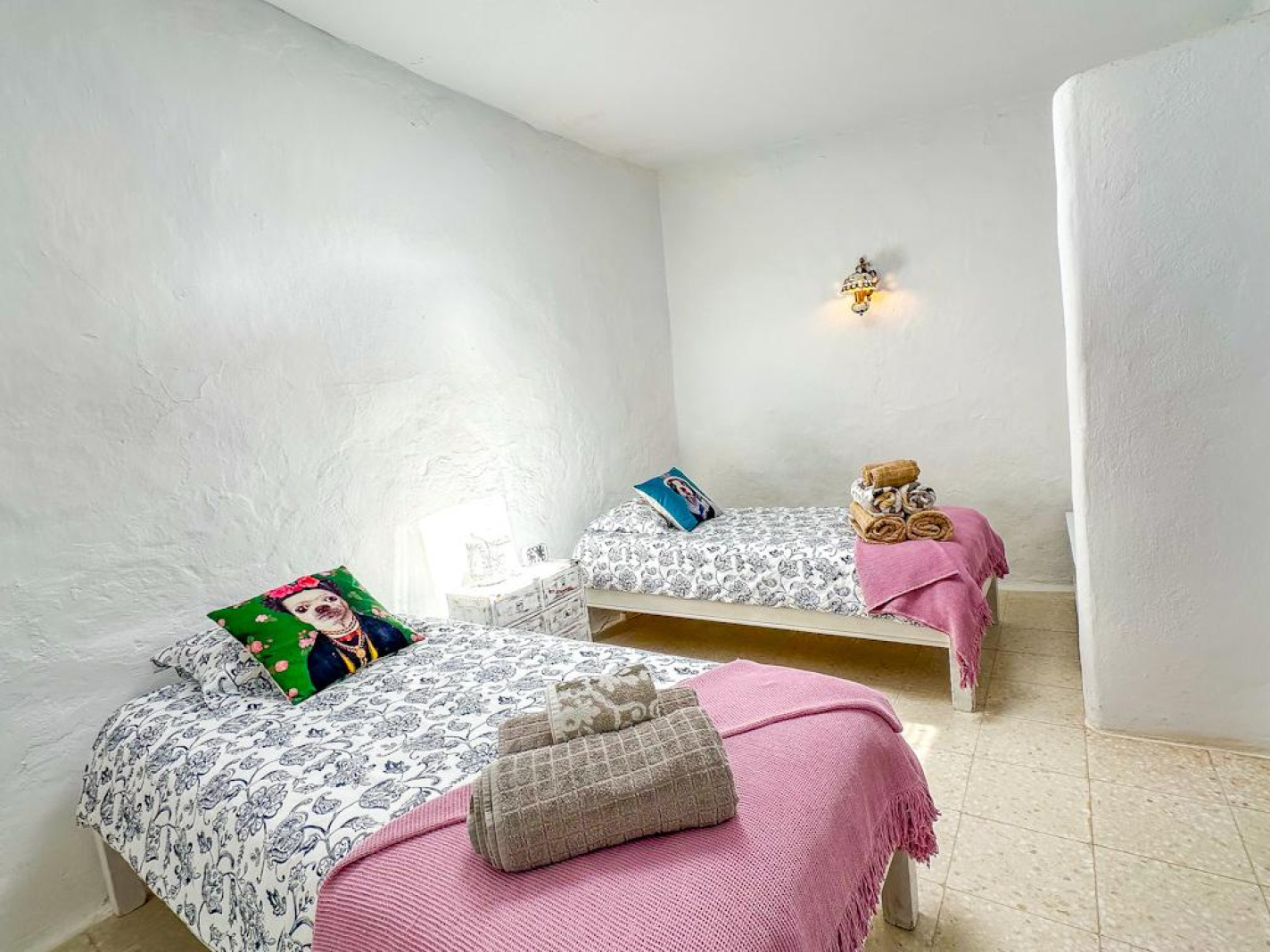  - La Asomada - Roper Properties