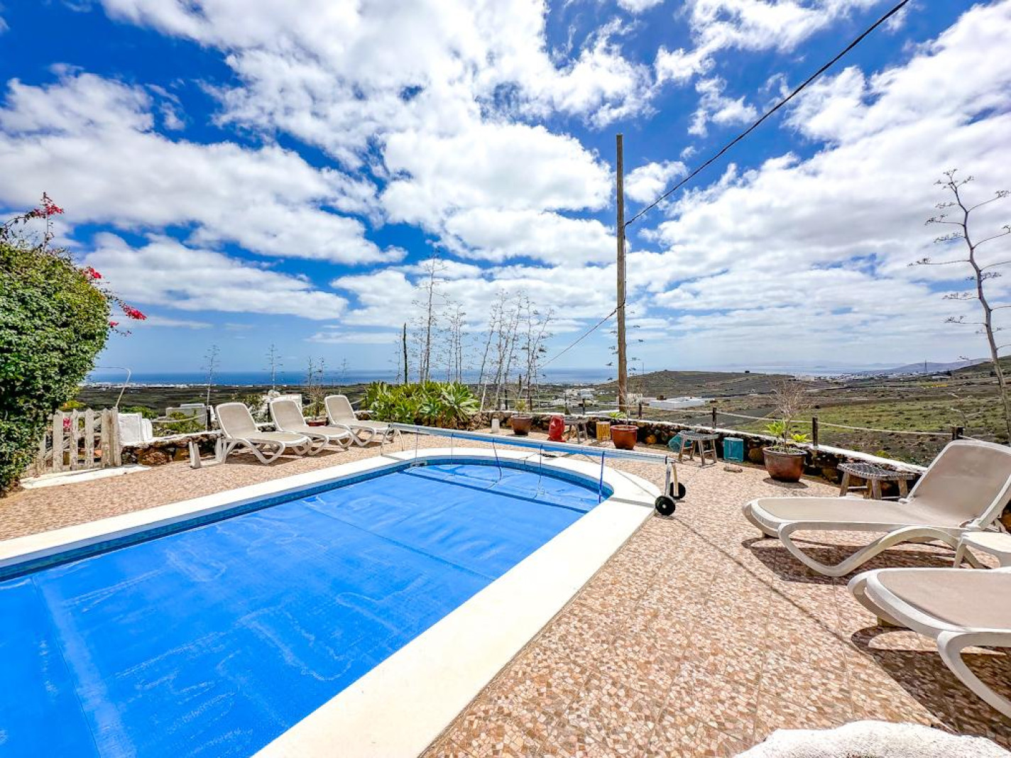  - La Asomada - Roper Properties